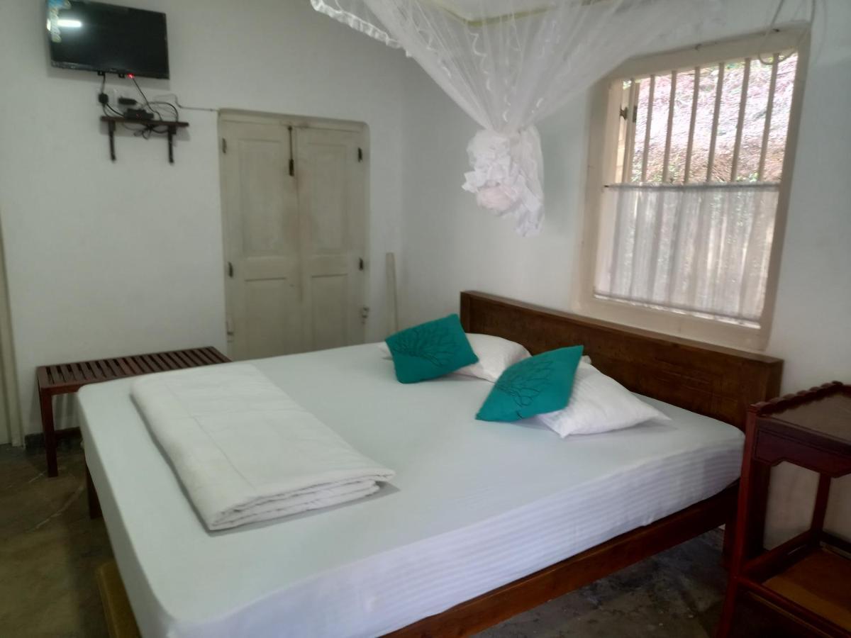 Village Headman'S Five Bedrooms Entire Bungalow Induruwa Exterior foto