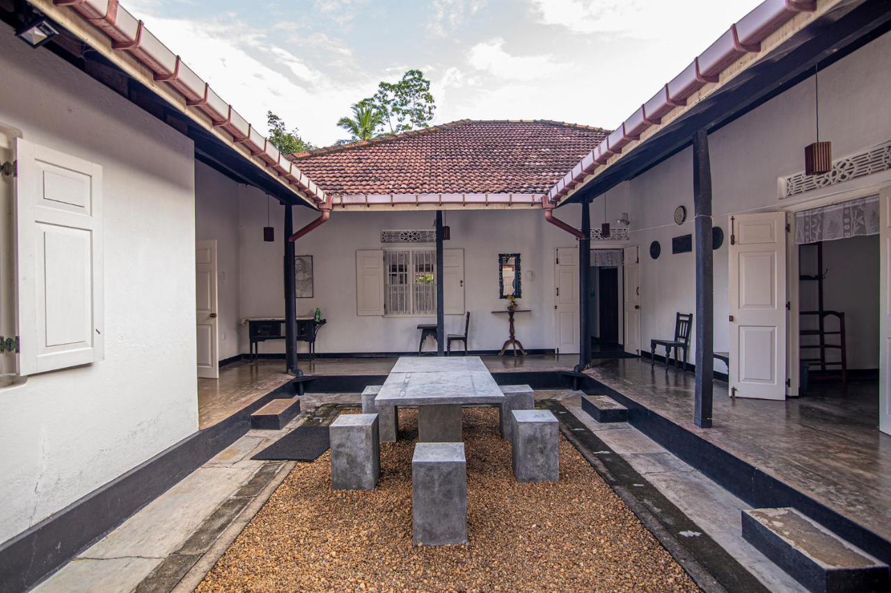 Village Headman'S Five Bedrooms Entire Bungalow Induruwa Exterior foto