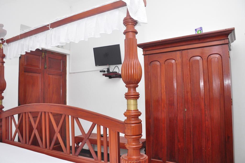 Village Headman'S Five Bedrooms Entire Bungalow Induruwa Exterior foto